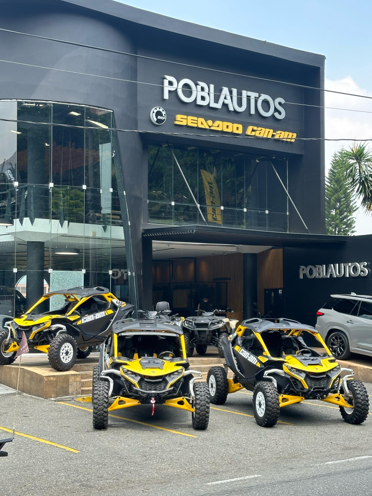 Vitrina Poblautos